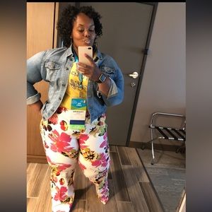 Very cute floral wide leg pants